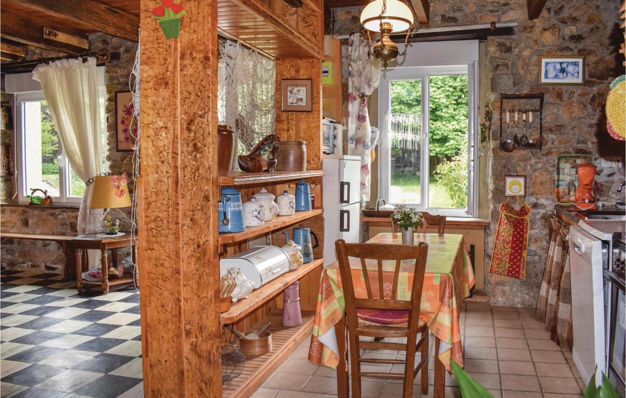 Lovely Home In Le Faouet With Kitchen Экстерьер фото