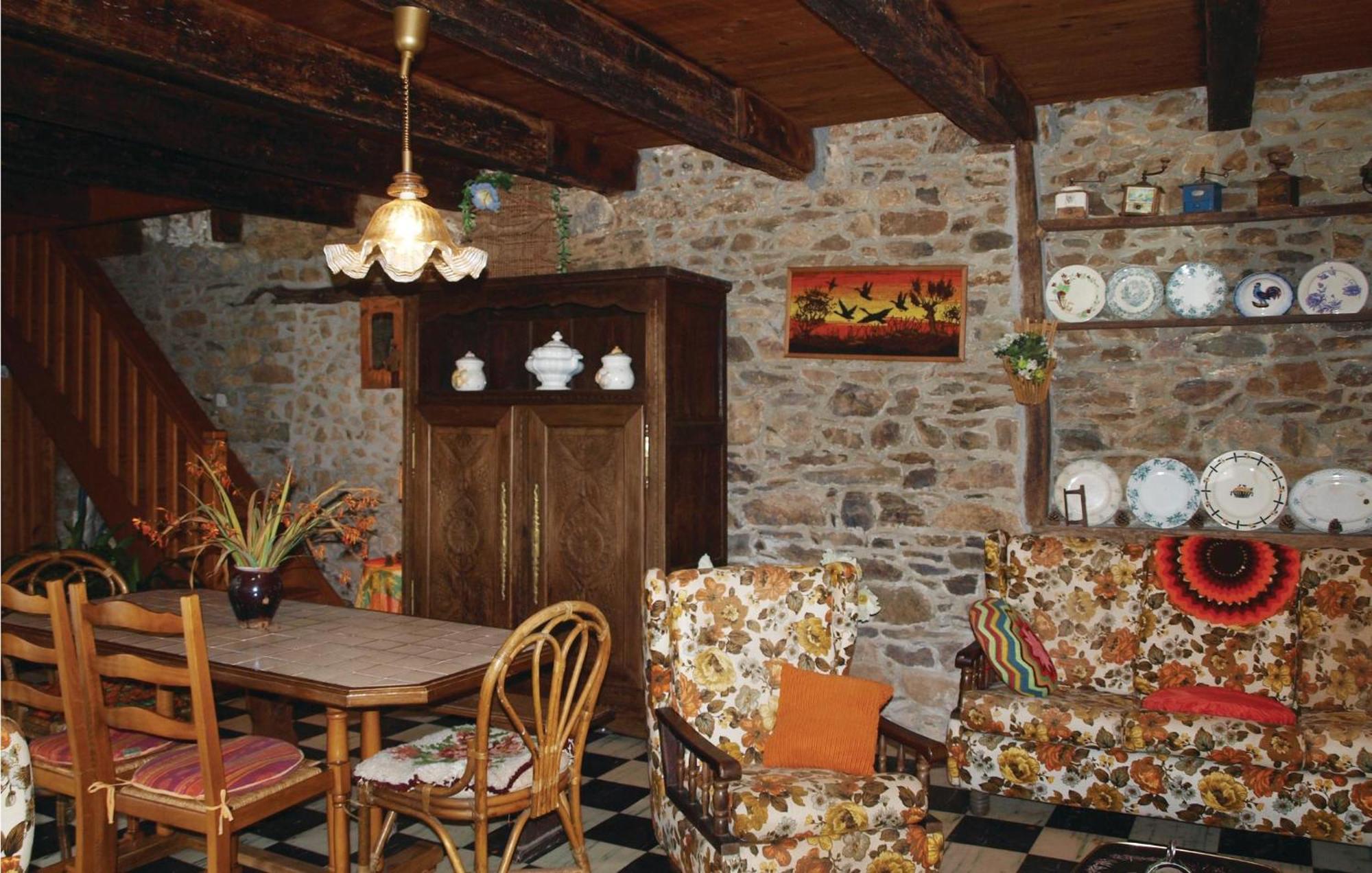 Lovely Home In Le Faouet With Kitchen Экстерьер фото