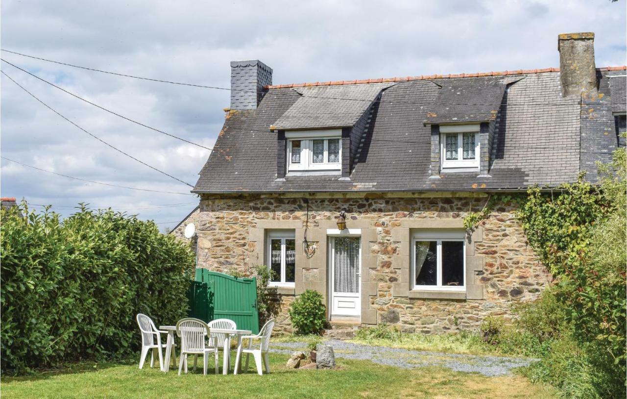 Lovely Home In Le Faouet With Kitchen Экстерьер фото